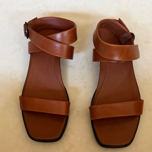 Vionic Elegant Brown Leather Sandals - Picture 3 of 5